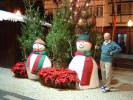 Dad_and_Snowmen.JPG